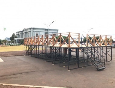 Estrutura para o Auto de Natal começa a ser montada